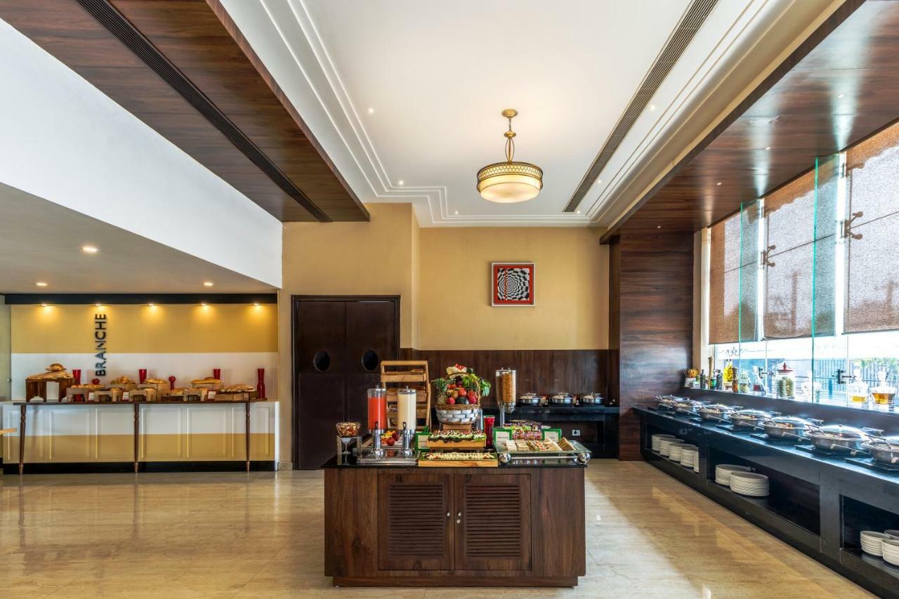 Golden Suites Gurgaon Inde Hotels Exteriör bild