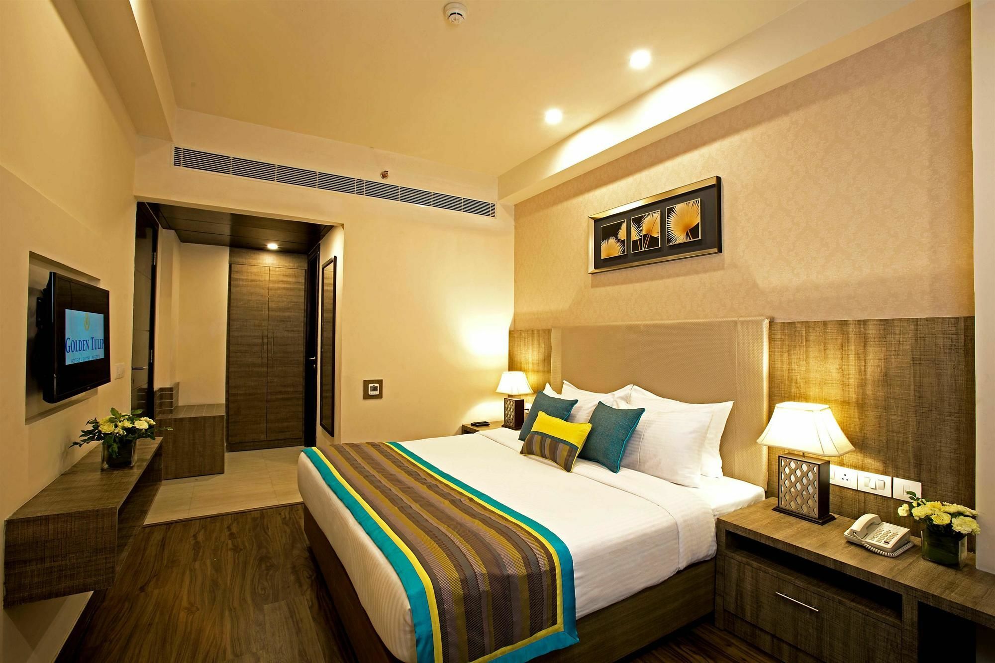 Golden Suites Gurgaon Inde Hotels Exteriör bild