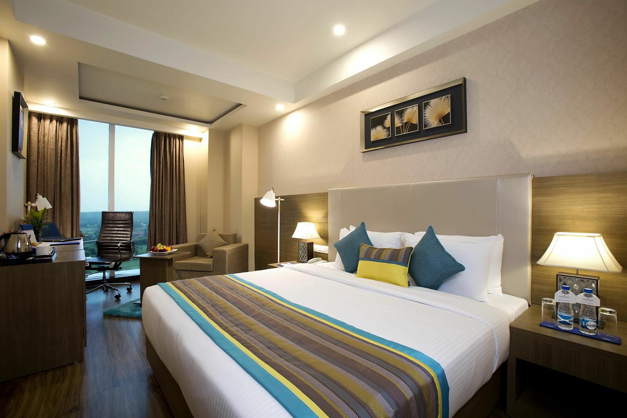Golden Suites Gurgaon Inde Hotels Exteriör bild